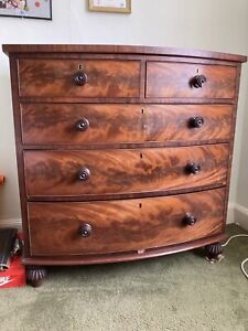 Antique Victorian Mahogany Bow Fronted Chest Of Drawers