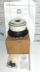 Ford Fuel Filter Baldwin PF7698 / New Open Box / Comes With Original Box - Picture 1 of 10