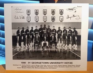 1990-91 Georgetown Hoyas B&W 8x10 Glossy Team Photo - Mourning, Mutombo - Picture 1 of 3