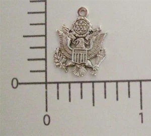 57614 Matt Versilbert US Army Charm Messing Schmuck Fundstücke - Bild 1 von 1
