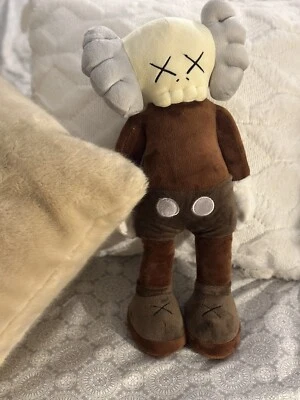 Peluche Kaws Companion Brown 2015 raro 16" Foto 1 de 4