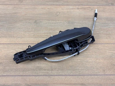BMW F30 F80 M3 2012-2018 manija de puerta exterior de pasajero trasero derecho gris B39 OEM Foto 1 de 4