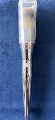 IT COSMETICS Ulta Love Beauty Fully Complexion Powder Brush #225 New in tube - Image 1 of 2