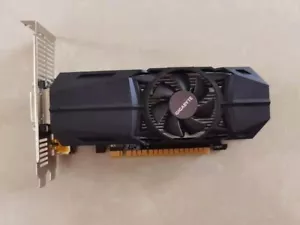 GIGABYTE GeForce GTX1050 LP 2GB GDDR5 Graphics Video Card Card DVI DP HDMI - Picture 1 of 3