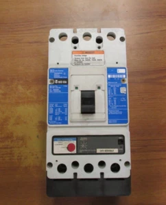 Cutler Hammer Circuit Breaker (Sold As Is) 3P, 400A, Cat# HKD3400F ... UF-26 - Picture 1 of 6