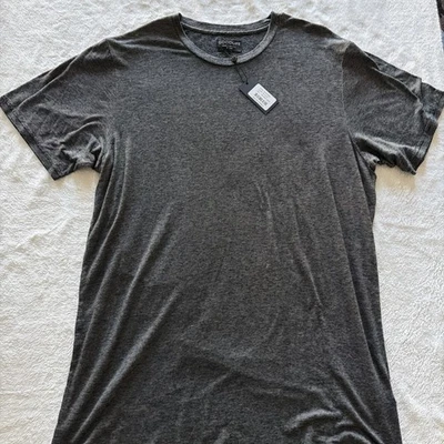 Camiseta Goodlife Tri-Mezcla Rayas Cuello Redondo - Rayas Negras/Blancas - XXL Foto 1 de 4