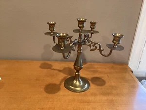 Portacandele candelabro ottone per 5 candele lampadario variabile appannato - Foto 1 di 7