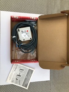 NEW One CARLO GAVAZZI PC50CNR10RP photoelectric sensor - Picture 1 of 3