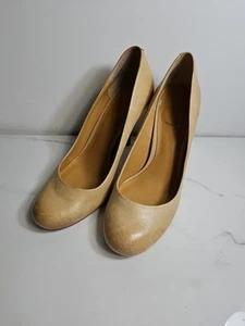 Jessica Simpson Beige Leather 4" Heels Pump Slip-On Shoes 7B - Picture 1 of 7