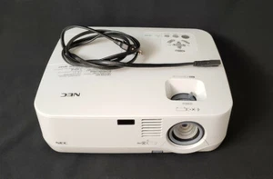 NEC NP310 LCD Projector 1080i 2200 Lumens - Picture 1 of 10