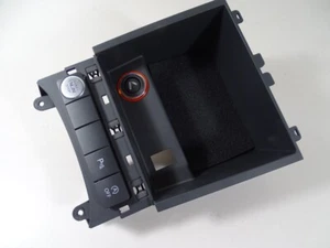 Vano portaoggetti ripiano console centrale Start/Stop 5C7857925B ✅ ORIGINALE® VW Jetta VI 5C - Foto 1 di 5