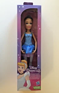 Muñeca bailarina Hasbro Disney Princess 11” - Cenicienta (edades 3+) - Imagen 1 de 4
