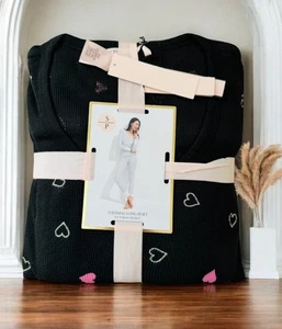 Victoria's Secret Loves it Heart Print Thermal Long Sleeve Pajama Top Small - Picture 1 of 7