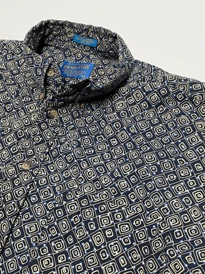 PENDLETON 100% Cotton, Short Sleeve, Blue&White Mens"Camp Shirt"Mens Size Medium - Image 1 of 4