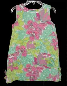 Usado en Excelente Condición Vestido Floral Rana Lilly Pulitzer Niñas LILLYS ROSA SKIP ON IT Talla 4 - Imagen 1 de 8