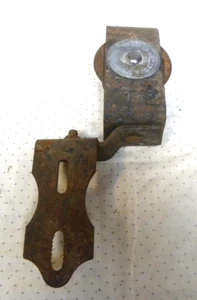 Vintage Antique Barn Door Roller Hardware Trolly Hangers Richards Wilcox - Picture 1 of 5