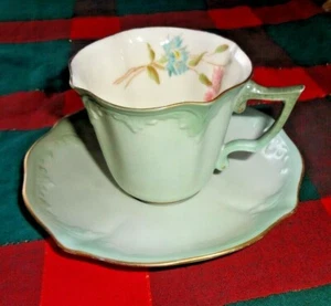 ANTIQUE GRAINGER + CO ROYAL CHINA WORKS WORCESTER CUP AND SAUCER - Picture 1 of 5