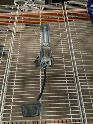 Brake Pedal 2019 Kia Soul 2014 2015 2016 2017 2018 - Image 1 of 2