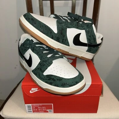 Size 12 - Nike Dunk Low Green Snake W - Image 1 of 4