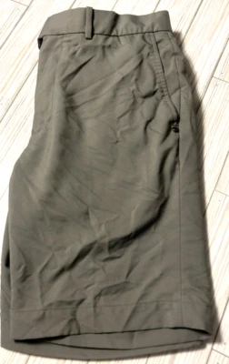 RLX Ralph Lauren Gray Performance Golf Shorts Inseam 10” Mens Size 30 EUC - image 1 of 4