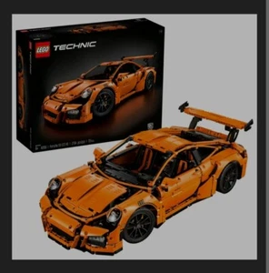LEGO TECHNIC: Porsche 911 GT3 RS (42056) - Picture 1 of 5