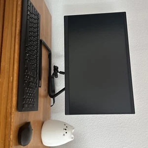 Lenovo IdeaCentre AIO 3 24ARE05 23.8" (1TB HDD, AMD Ryzen 3, 3.70 GHz, 8GB)... - Picture 1 of 4