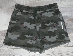 Justice Camo Shorts size XL 16/18 Green/Flowers/Butterflies/Stretchy Waistband - Picture 1 of 8