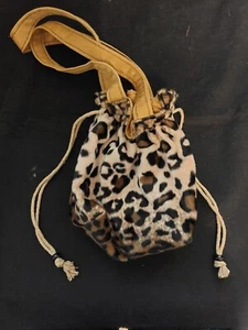 Bolso de Peluche con Estampado de Leopardo con Revestimiento Suave Aterciopelado - Imagen 1 de 4
