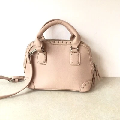 Bolso de hombro convertible de PVC rosa rubor tachonado Expressions NYC NUEVO SIN ETIQUETAS Foto 1 de 4