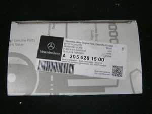 Mercedes-Bens Original A 205 628 15 00 Befestugungsplatte - Bild 1 von 1