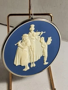 1981 Hallmark - The Norman Rockwell Collection - CAROLERS - Ornament - QX5115 - Picture 1 of 12