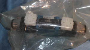 "Brand New In Factory Sealed Bag" Rexroth 4WE 6 D53/OFAG24NK4 Valve 24VDC - Picture 1 of 3