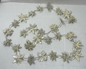 Ghirlanda filo perline fiori metallo argento bianco floreale 6' - Foto 1 di 5