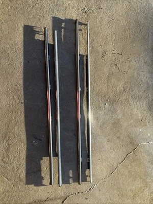 Juego completo de 4 molduras de ventana cromadas OEM 1992-1995 Honda Civic EG sedán FL FR RL RR Foto 1 de 4