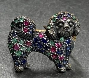 Broche Shih-Tzu perro esmeralda, zafiro, rubí y diamante oro y plata - Imagen 1 de 8