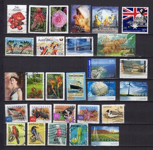Australie un lot de 25 timbres oblitérés /TE5302c - Imagen 1 de 1