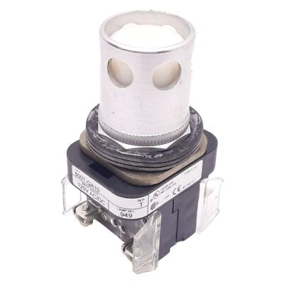Pulsador iluminado Allen Bradley 800T-QA10, ø30 mm, 1NC 1NO, 600VAC 10A máx. Foto 1 de 4