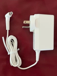 Original LG Monitor TV AD2138620 055LF BAH 19V 1,7A 32,3W AC/DC Adapter weiß - Bild 1 von 4