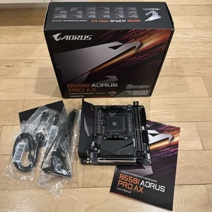 GIGABYTE B550I AORUS Pro AX Sockel AM4 AMD (B550IAORUSAX) Hauptplatine - Bild 1 von 16