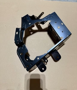 2022 2023 2024 RIVIAN R1S Front charging port support bracket OEM PT0041804 - Picture 1 of 9