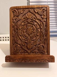 Carved Wooden Book Stand for Bible Sheet Music Cookbooks Books - Picture 1 of 6