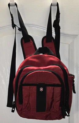 Victorinox 瑞士军队 3 路背包红色迷你豪华旅行袋瓶袋 — 第 1/4 张图片