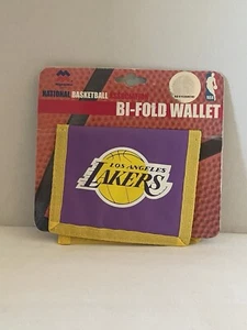 LOS ANGELES LAKERS BI-FOLD WALLET. VINTAGE DEAD STOCK SOUVENIR. NBA / MIGHTY MAC - Picture 1 of 4