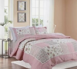 3pc Pink & White Floral Twin Size Cotton Quilt & Pillowcases Bedspread Set