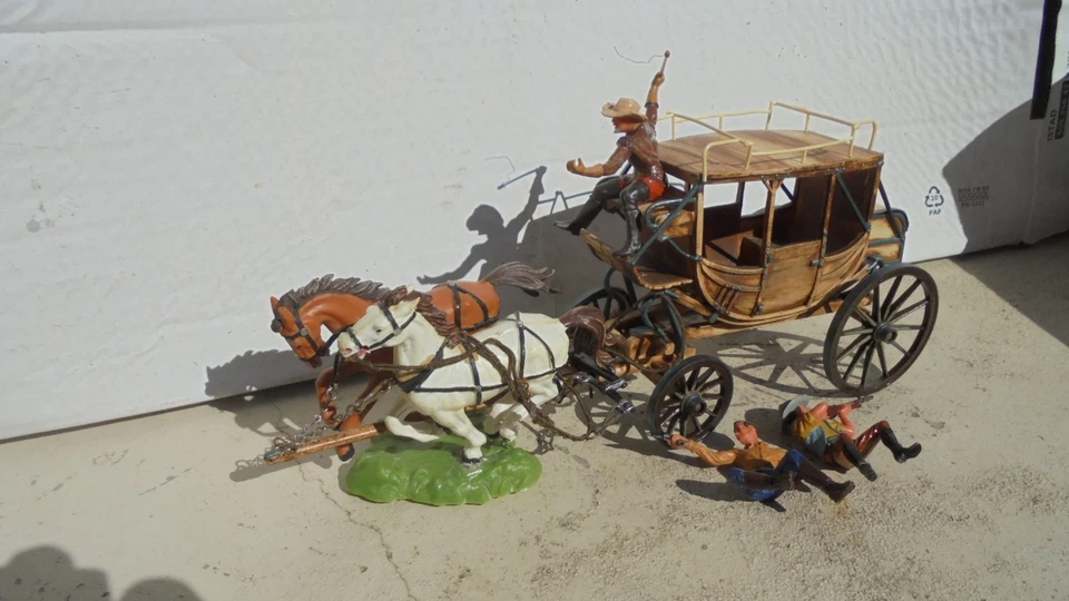 Diligence de marque elastolin ougen - Photo 1/4