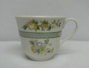 Royal Doulton TONKIN tazza strana - Foto 1 di 2