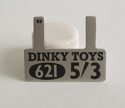 Dinky Toys No. Vagón del Ejército 621, 3 toneladas etiqueta de precio original 5'3 como nuevo Foto 1 de 4