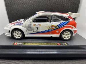 Bburago Ford Focus Rally Martini 1999 1:24 Scale Die Cast Model Car w/ Stand - Bild 1 von 8