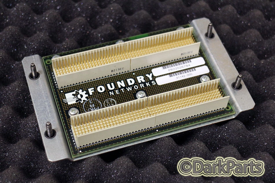 Foundry Networks Fastiron Edge 9604 Backplane 31142-000 Board - Image 1 of 1