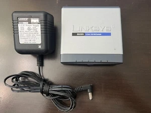 Linksys SD205 5-Port 1-/100 Ethernet Wired Network Switch Internet - Picture 1 of 6